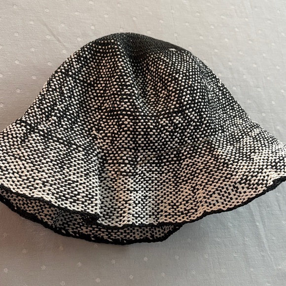 Source Unknown Accessories - Monochrome Women's Bucket Hat